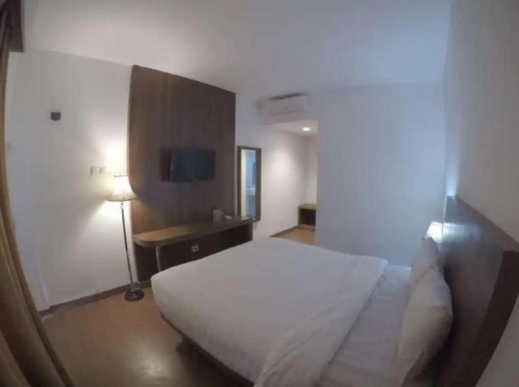 Satria Wisata Hotel Parepare Kültér fotó