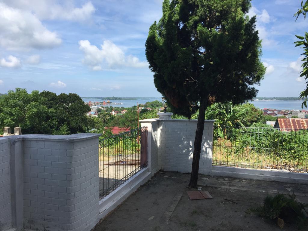 Satria Wisata Hotel Parepare Kültér fotó